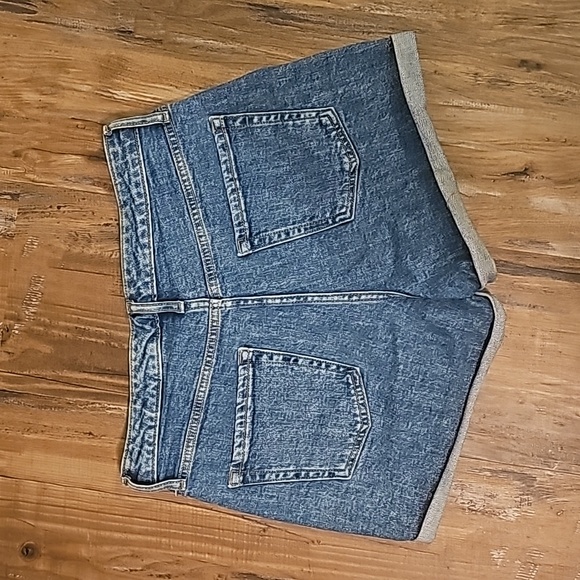 Shor - Picture 2 of 2